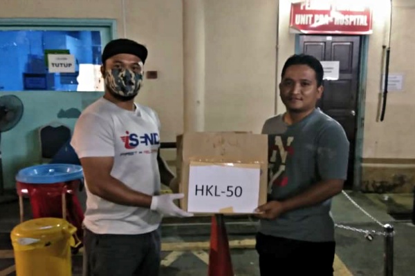 Medical Staff & Police Receive Support Through Persatuan Care Selangor Initiative